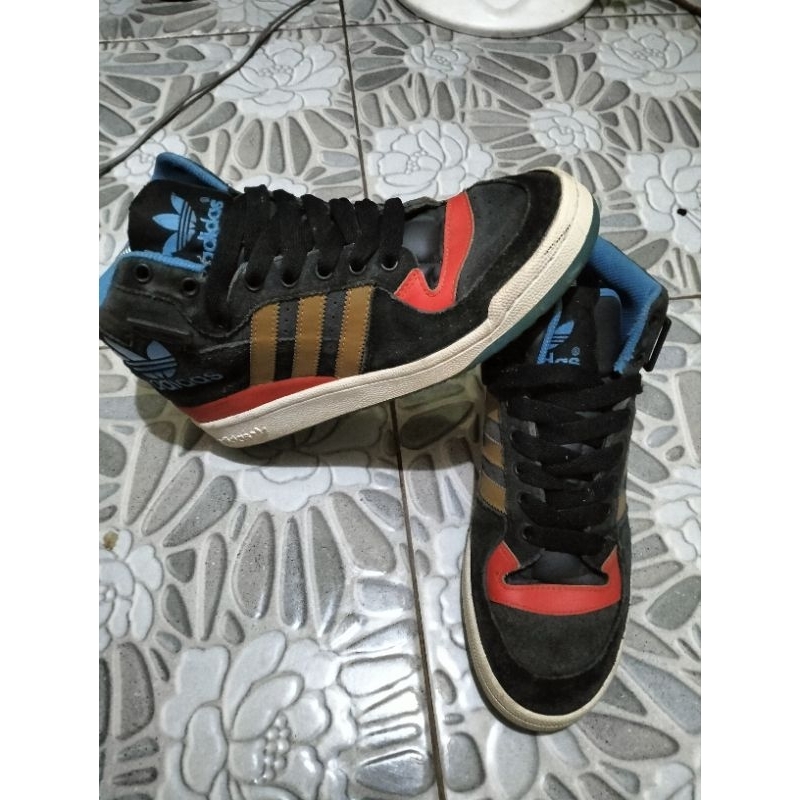 Adidas Forum Mid Black Orange