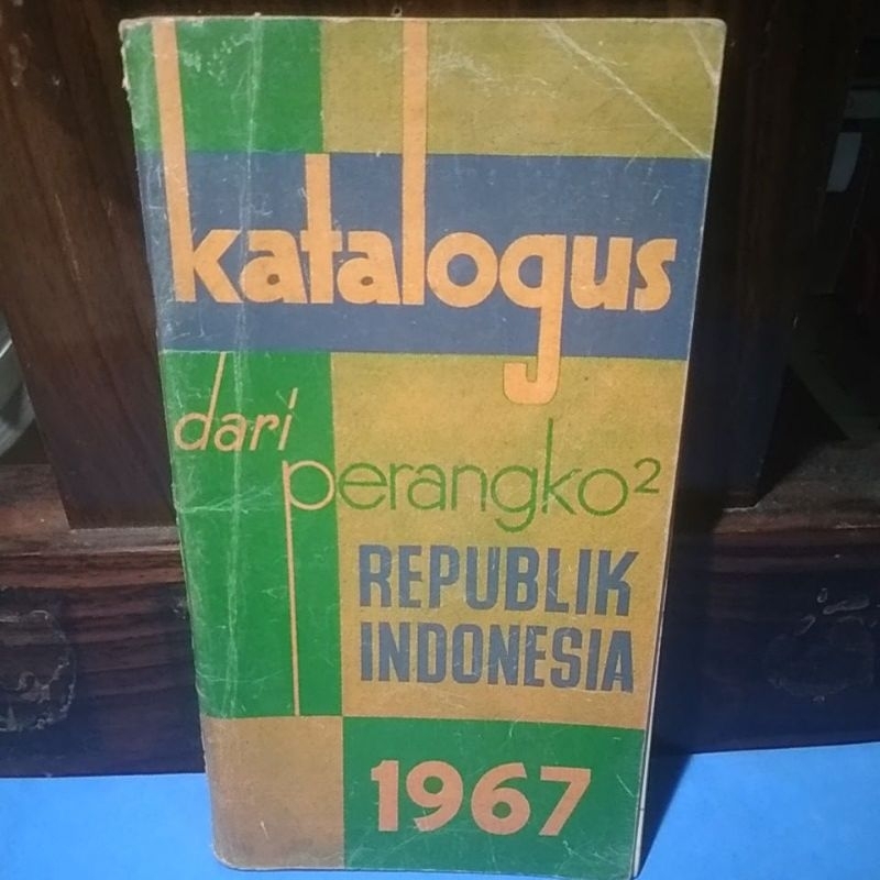 

buku katalogus dari perangko2 REPUBLIK INDONESIA 1967