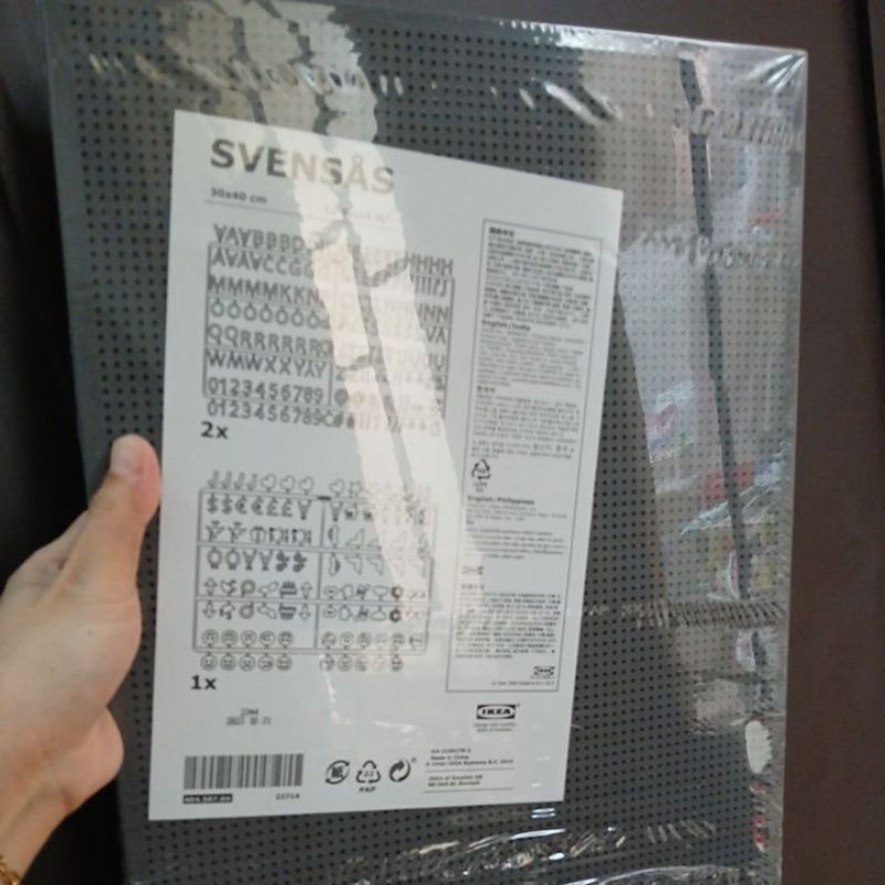 

ToySvensas Pegboard Letter 30 X 40 Cm Papan Pengumuman Memo Tusuk Huruf Angka Tc-0063