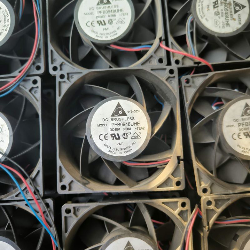 KIPAS HIGH SPEED 9CM X 9CM 24/48V DC 0.70-0.80 MERK DELTA DAN AVC