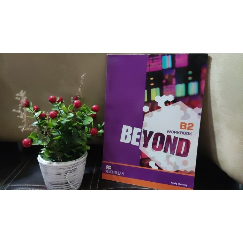 

MacMillan Beyond Workbook B2