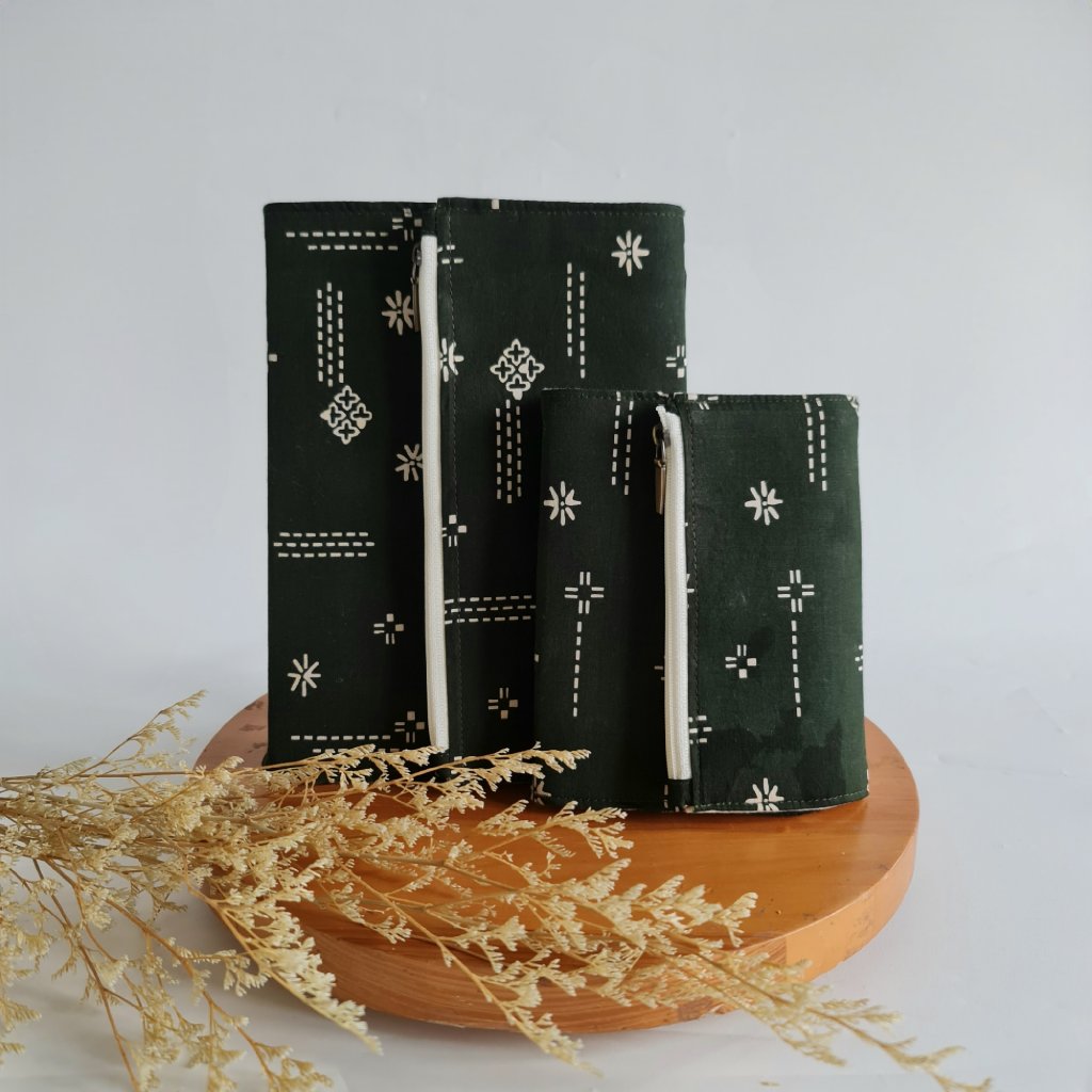 

SENDEAN - Notebook Cover Book Sleeve Buku Jurnal Batik - Rintik Wilis