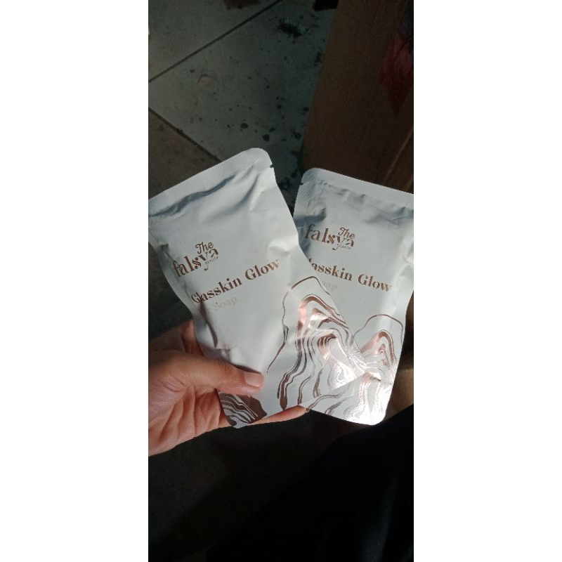 THE FALSYA glasskin glow bar soap 40gr