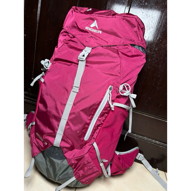 TasGunungEigerArdorLunaris45lt.WomanSeries