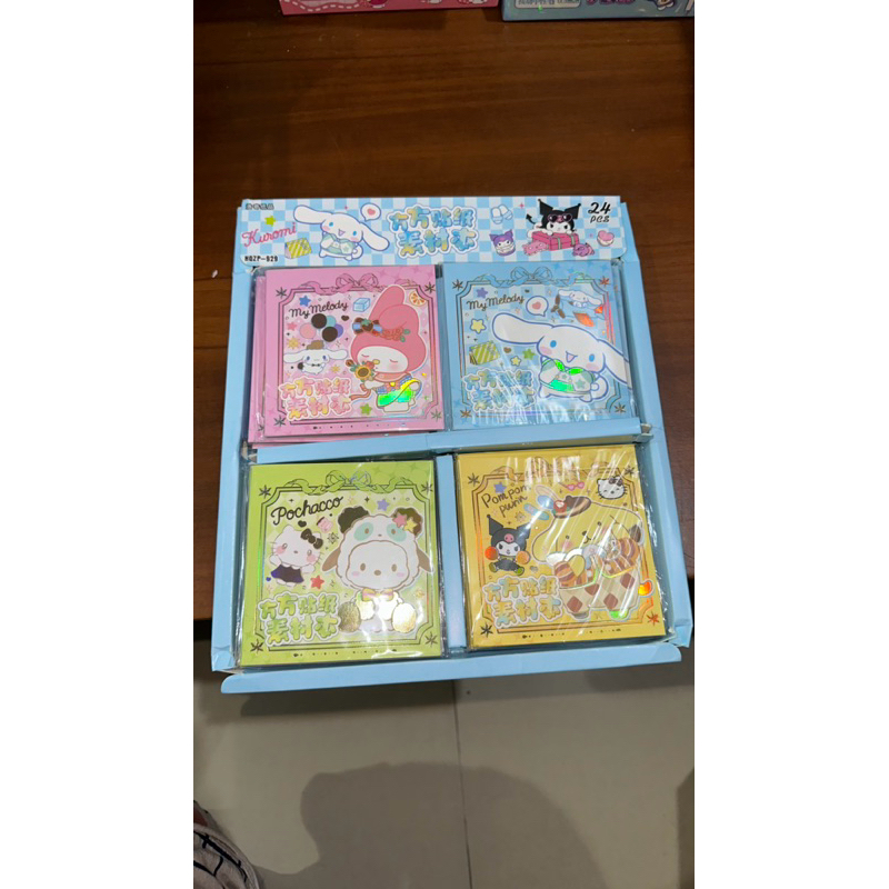 

STIKER BOOK SANRIO HOLOGRAM