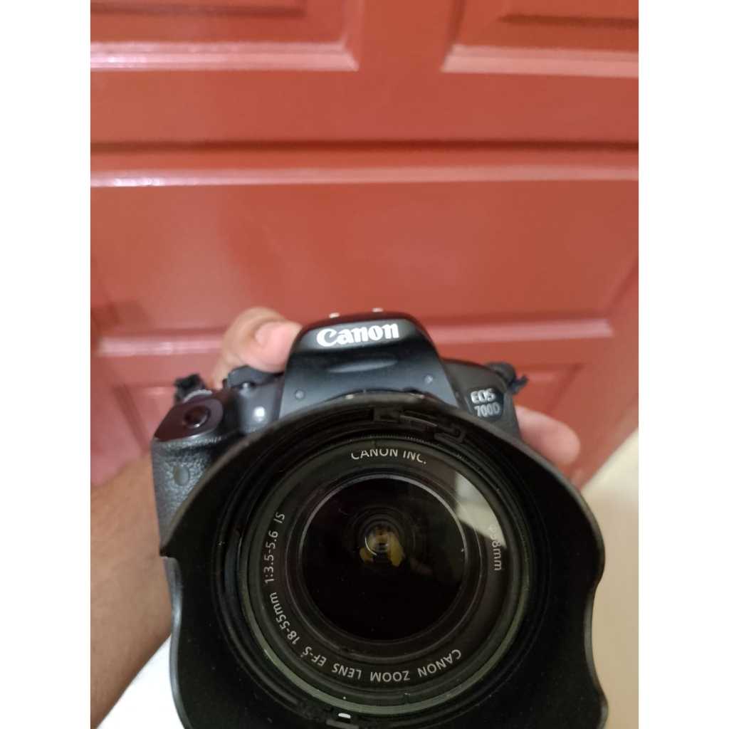 KAMERA CANON EOS 700D