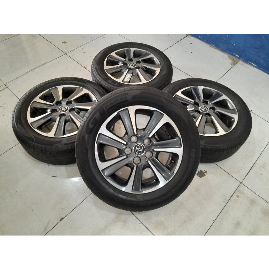 Pelek bekas oem copotan mobil voxy ring 16 baut 5x114 + ban seken kondisi bagus