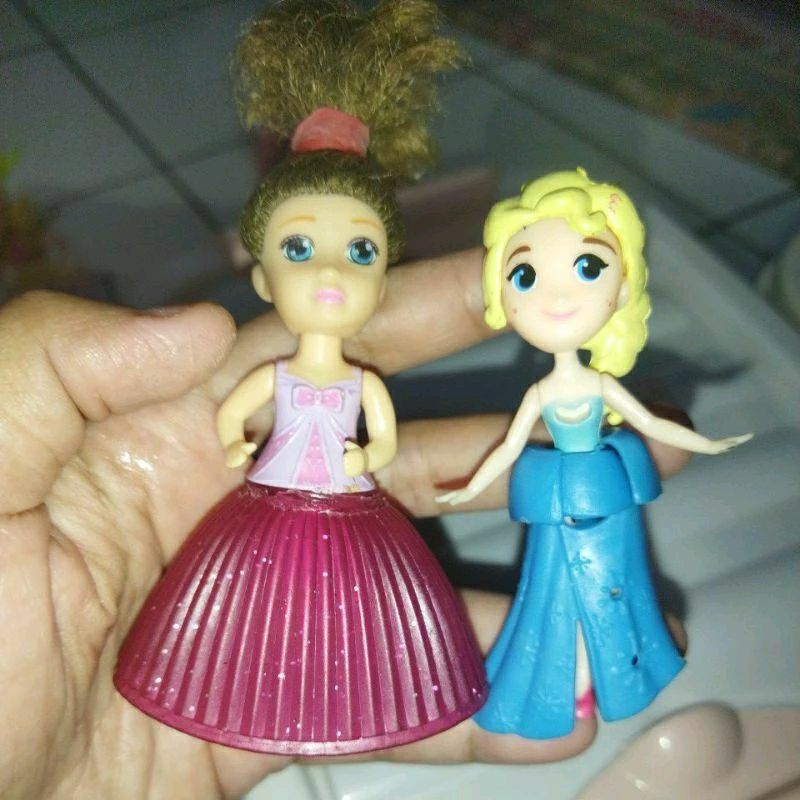 figure barbie mattel/ figur cewek rare unik/ putri peach minus