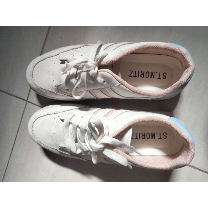 Preloved sneakers ST.MORITZ