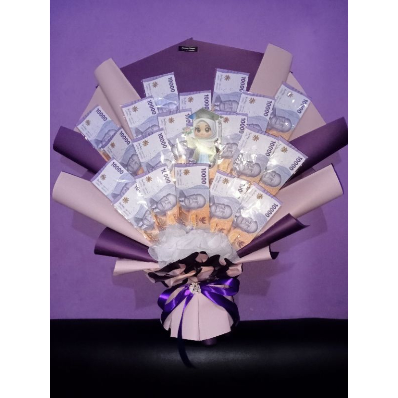 

BUCKET UANG 20 LEMBAR/KADO/ANNIVERSARRY/ULTAH/WISUDA