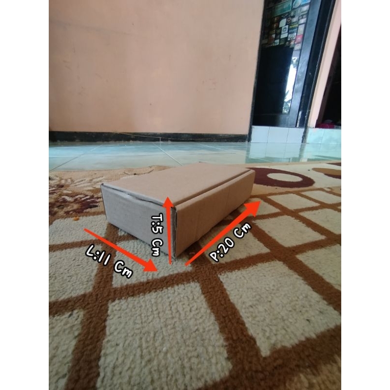 

box die cut,box packing kosmetik,box packing skincare,box packing online,box packing murah,kardus packing kosmetik,kardus packing skincare,kardus pavking online murah,kardus(P20cmXL11cmXT5cm)