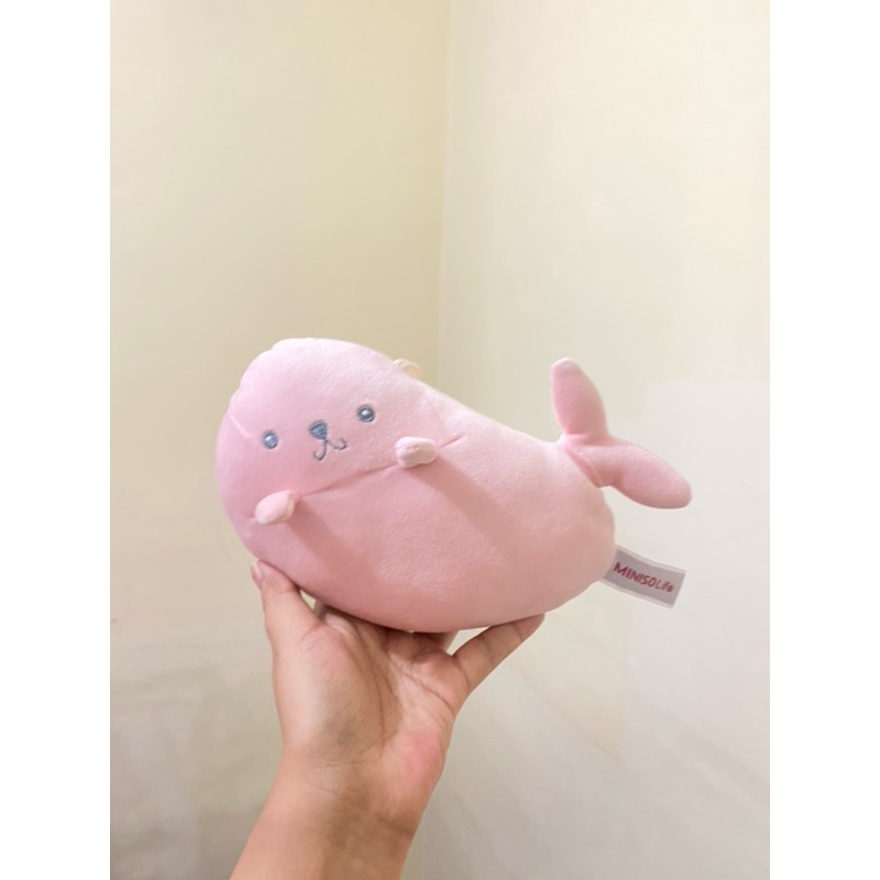 Boneka Karakter Seal Pink Lucu Size 22x14cm Original / Boneka Miniso AnjingLaut Lucu / Boneka Miniso