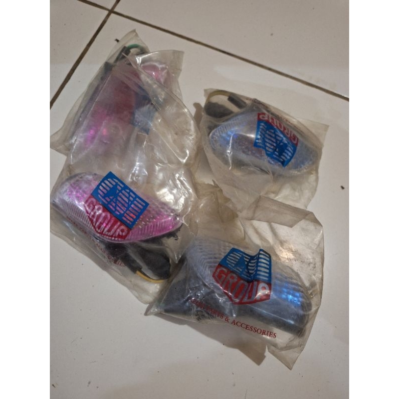 lampu sein sen depan assy yamaha sigma sein yamaha sigma imitasi stok lama sein depan sigma variasi