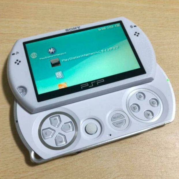 KODE L86C PSP GO SONY MC 16 GB FULL GAME