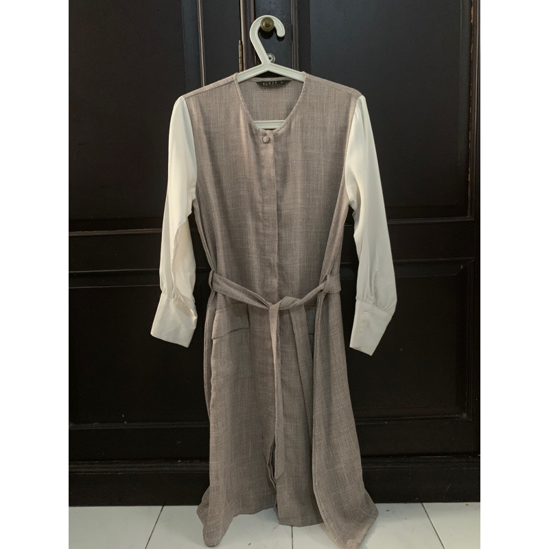 Preloved Midi Dress - ALEZA