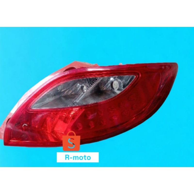 stoplamp mazda 2 2010 2013
