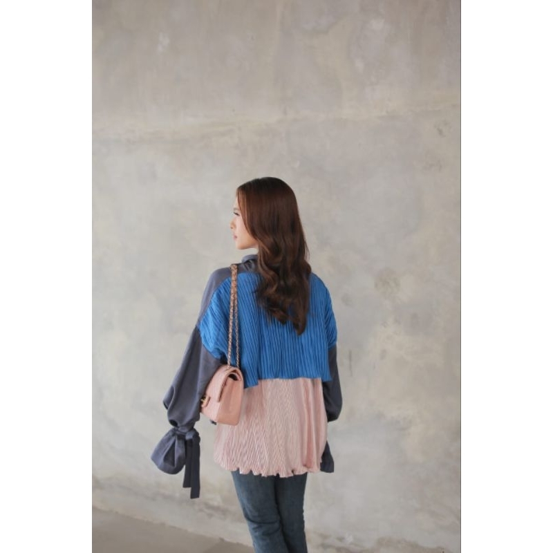 Outer Wear Premium Wanita Dongker / Biru