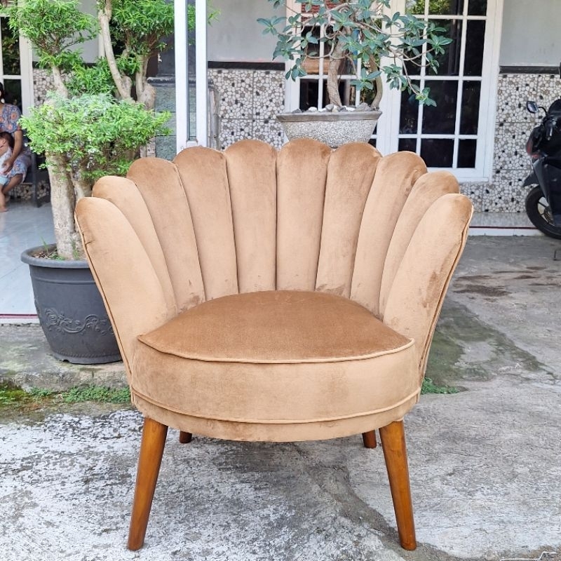 Kursi kerang single chair
