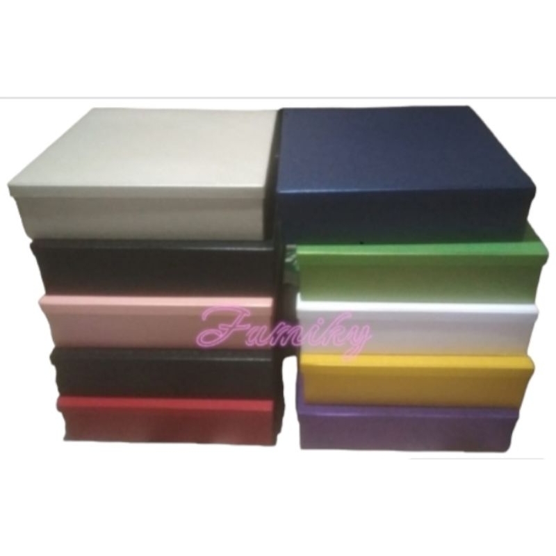 

bok kotak kado/kotak hadiah 40x40cm