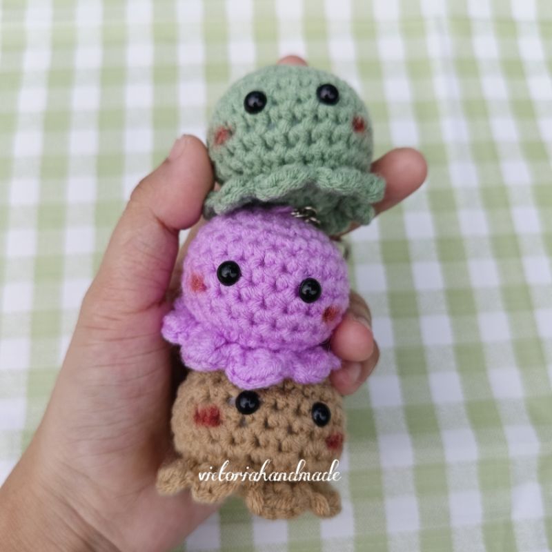 Amigurumi Gurita / Boneka Rajut Gurita / Gantungan Kunci Rajut Gurita