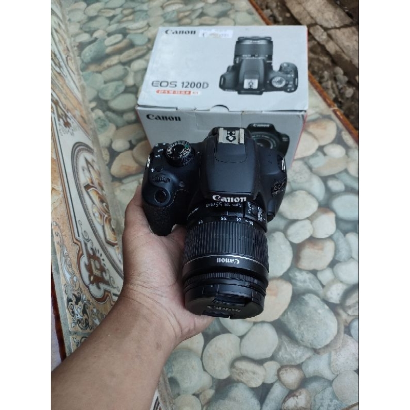 canon 1200D mulus like new no Vignet no minus