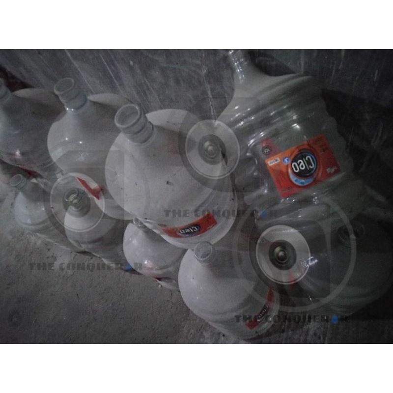 Galon Kosong Cleo 19 liter dengan handle pegangan