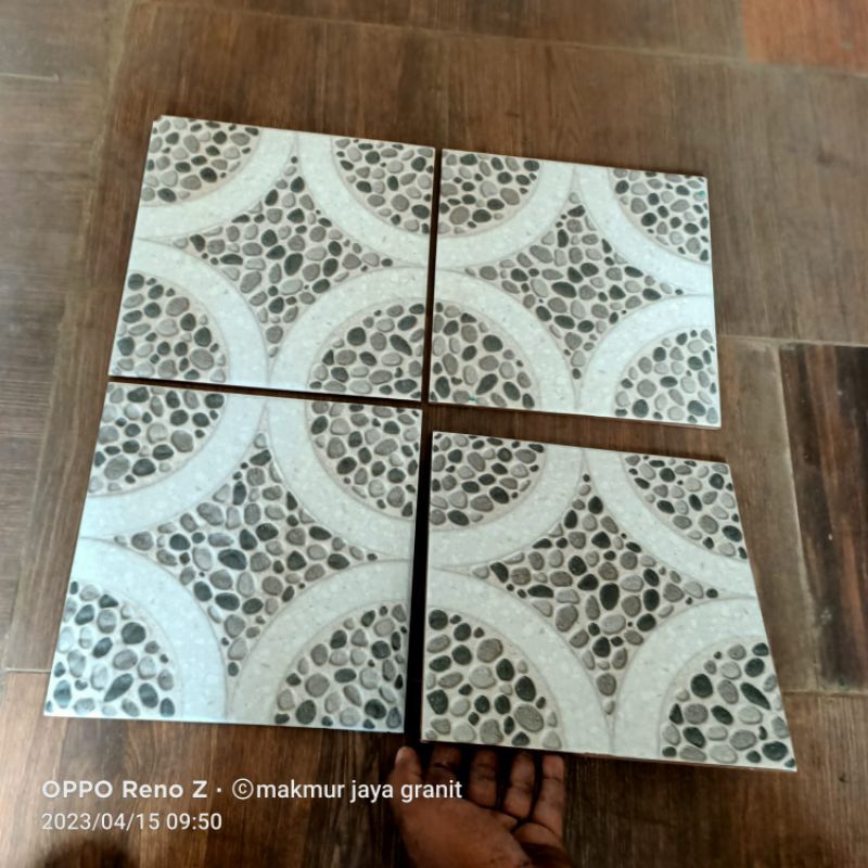 keramik lantai kamar mandi 25x25 asia tile