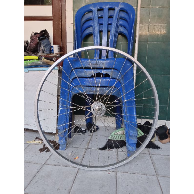 Wheelset depan 700c fixie araya teplek px645 hub giorni