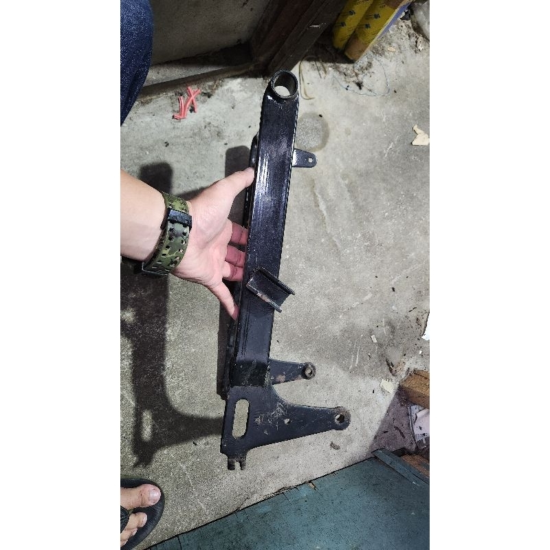 swing arm honda c700