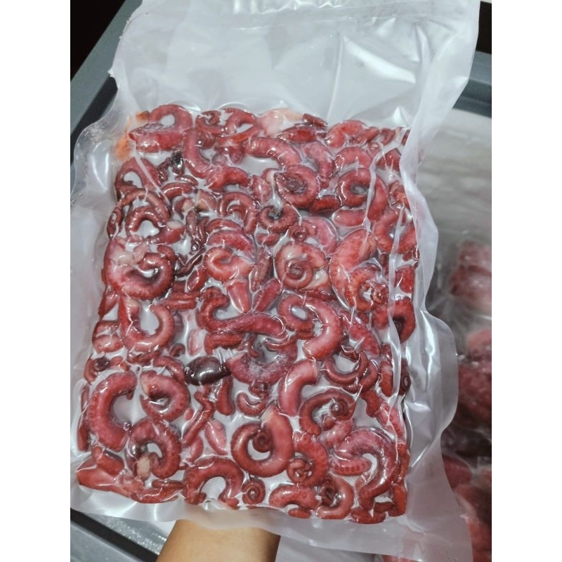 

Gurita Cut /Potongan Gurita matang berat 1 Kg