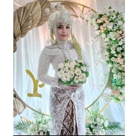 buket bunga pengantin. buket bunga nikahan. buket bunga artificial
