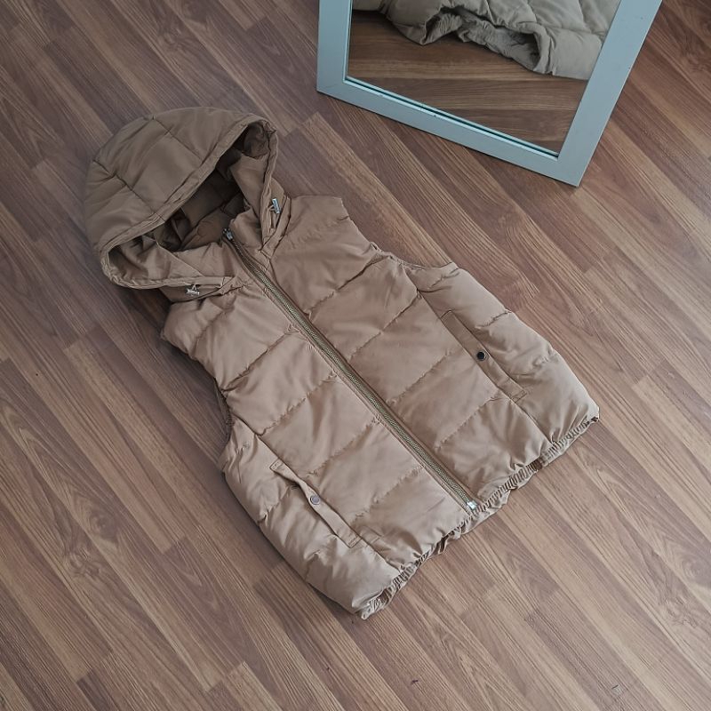 GU Uniqlo Vest Hoodie