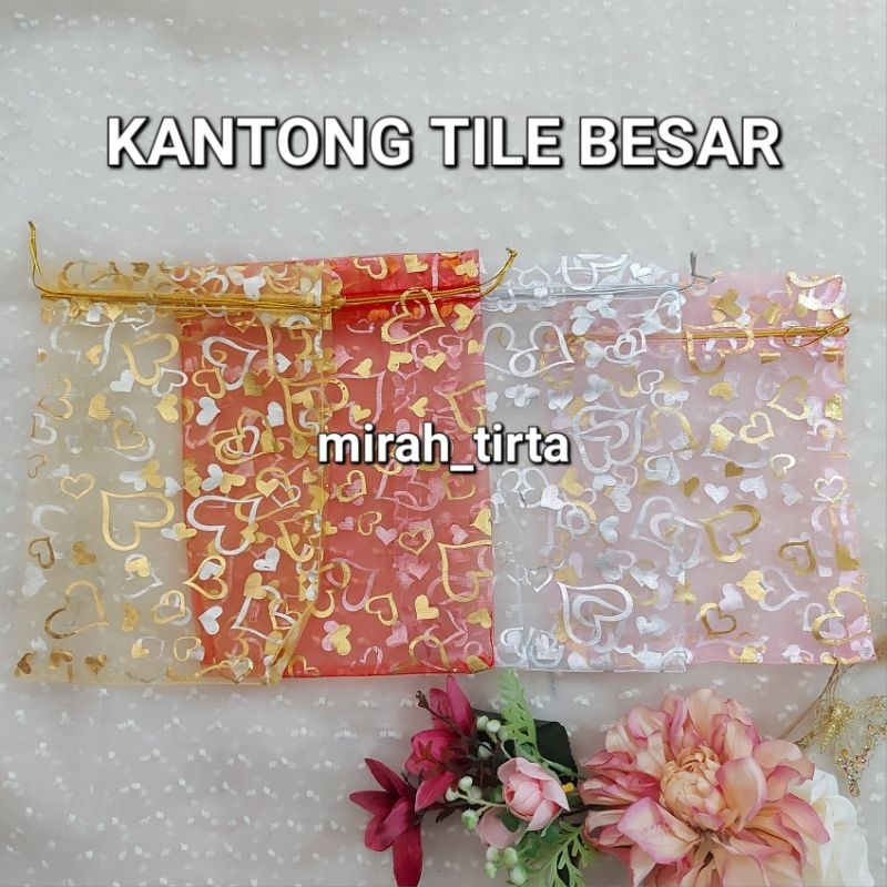 

Kantong serut jumbo . tas serut buku doa buku yasin. kantong serut besar. Kantong tile besar. kantong tile motif