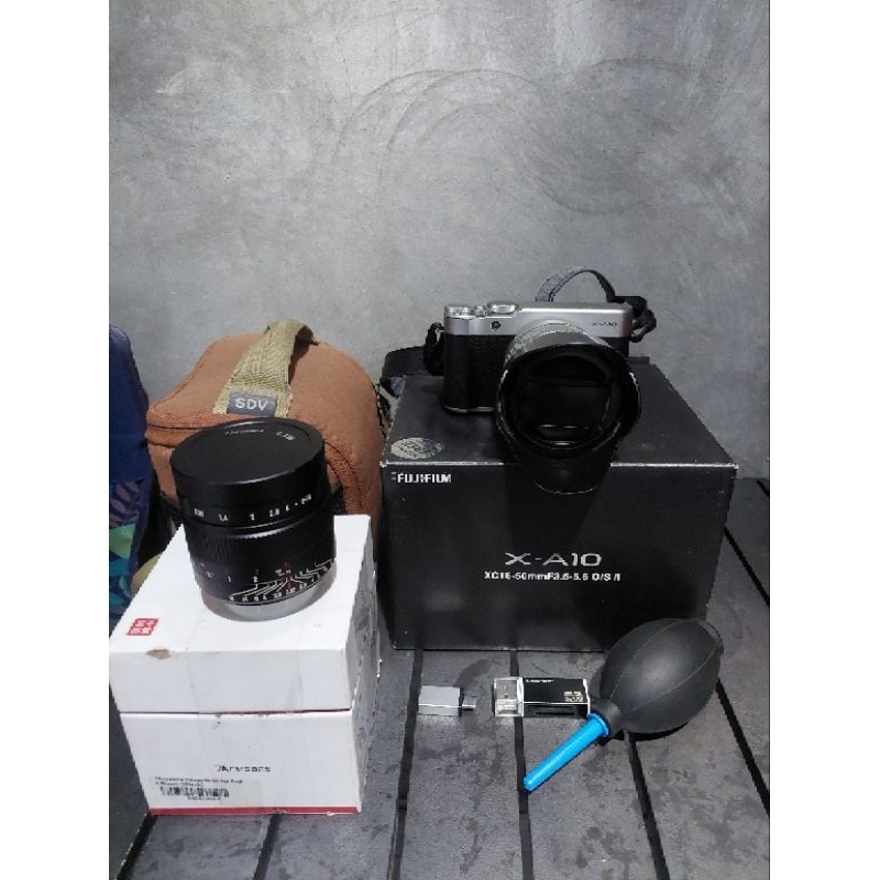 Kamera Fujifilm X-A10 + Lensa 7artisans 35mm f0.95 Second