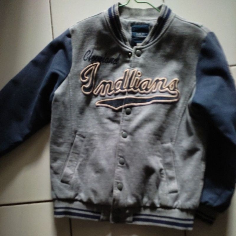 varsity mlb