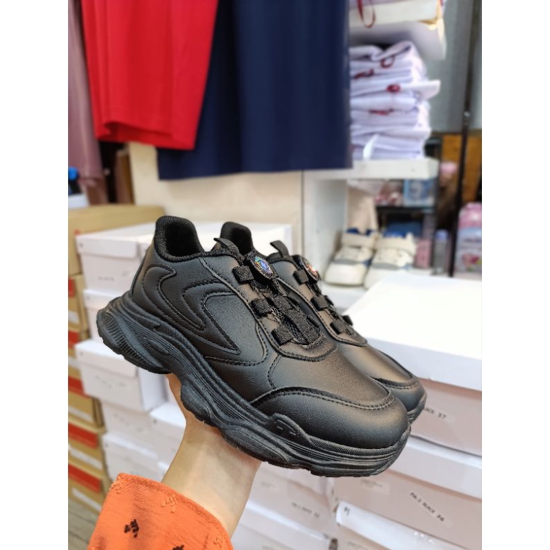 SEPATU SEKOLAH SIMONCELLI