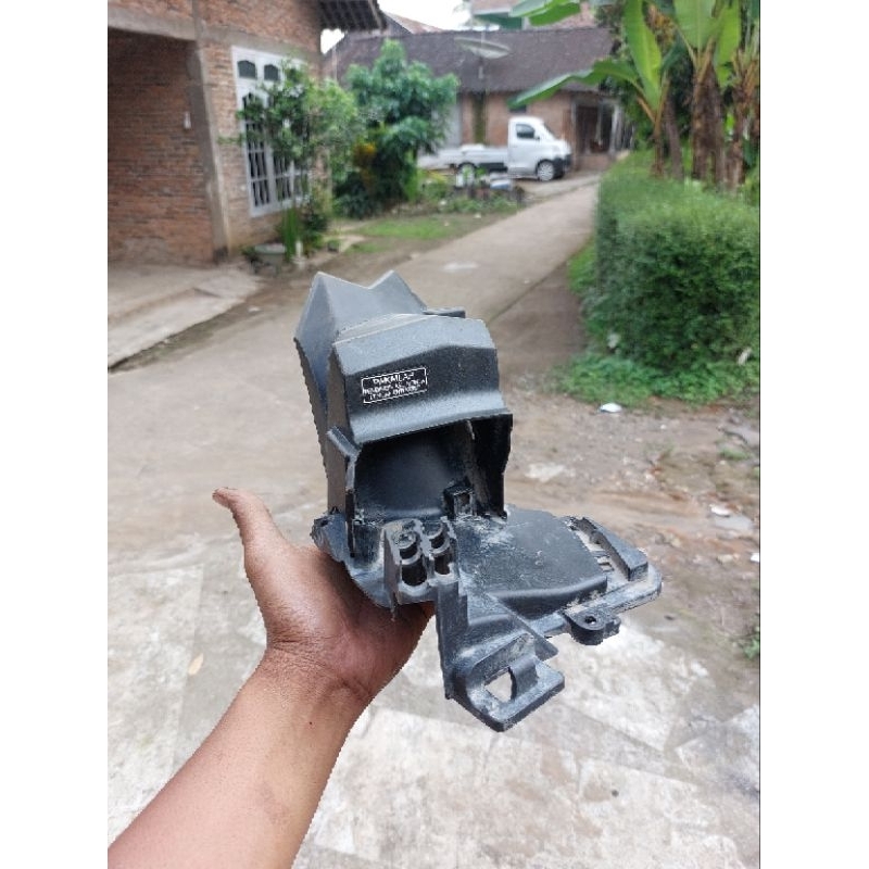 Slebor Spakbor Kolong Vario 125 Vario 150 Led Original