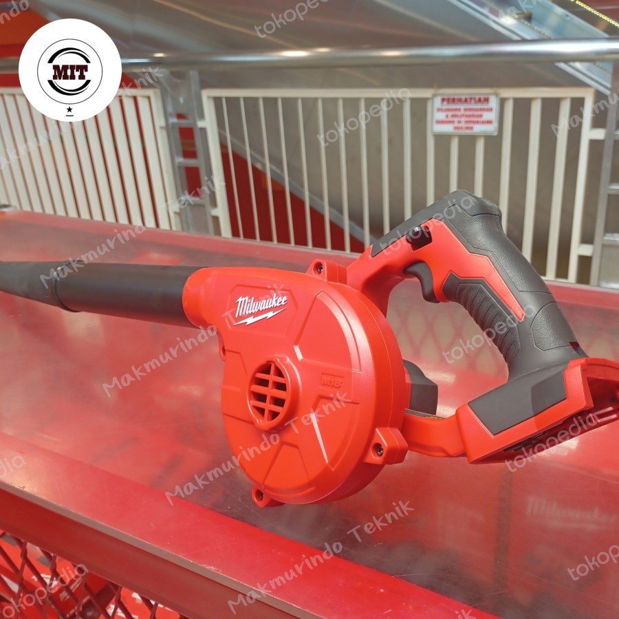 Milwaukee M18 Blower - Tanpa Baterai