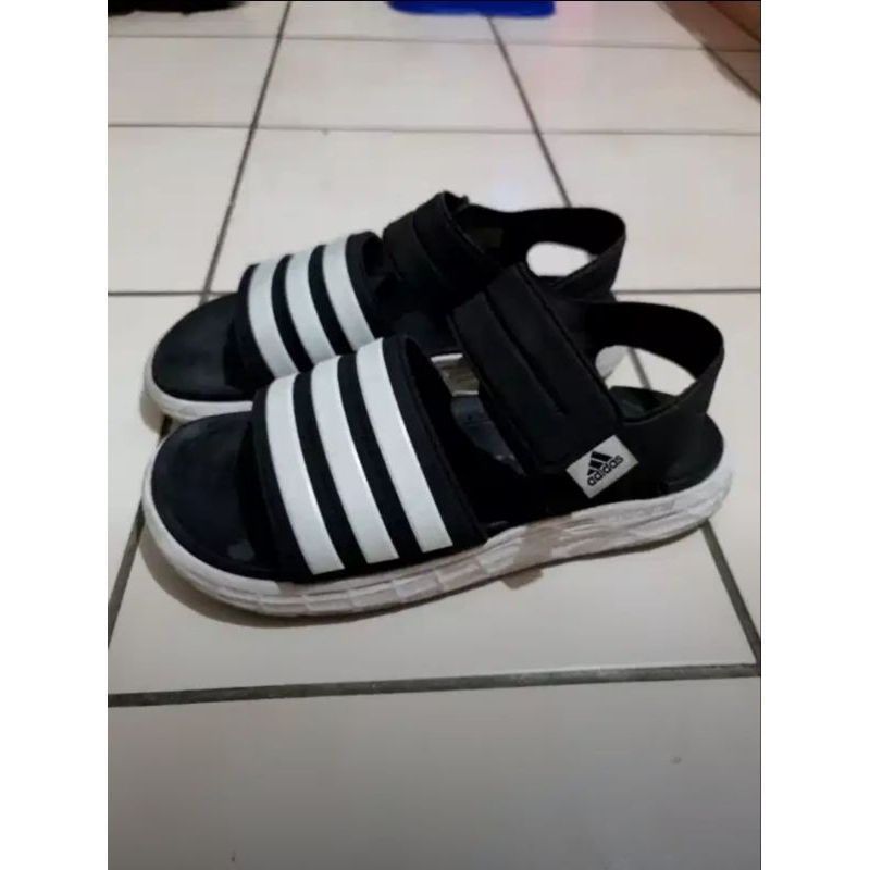 Sepatu Sandal Adidas Duramo Black & White Size 46 Original Second