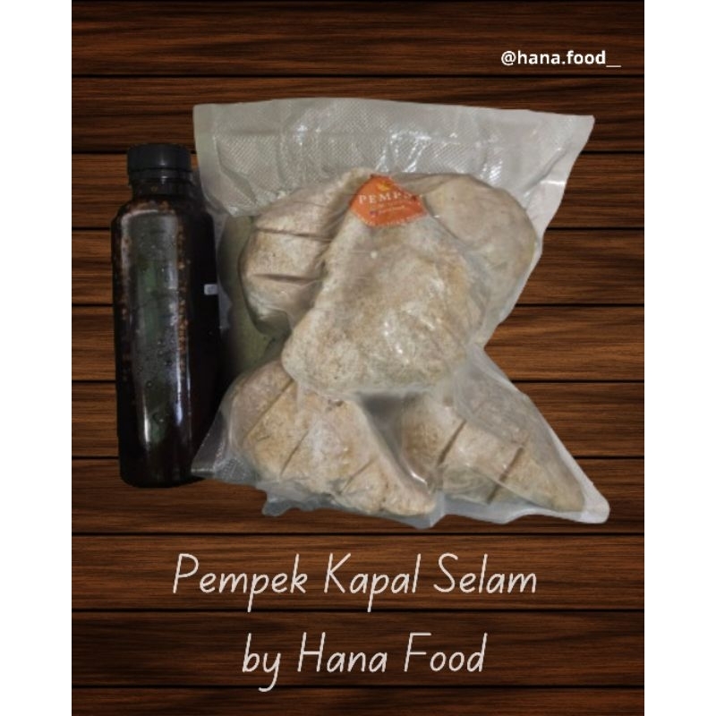 

Pempek Kapal Selam Ikan Tenggiri 5 pcs plus Cuko