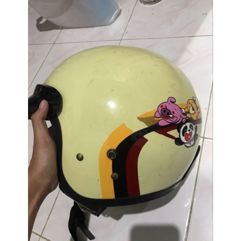 Helm Crsl