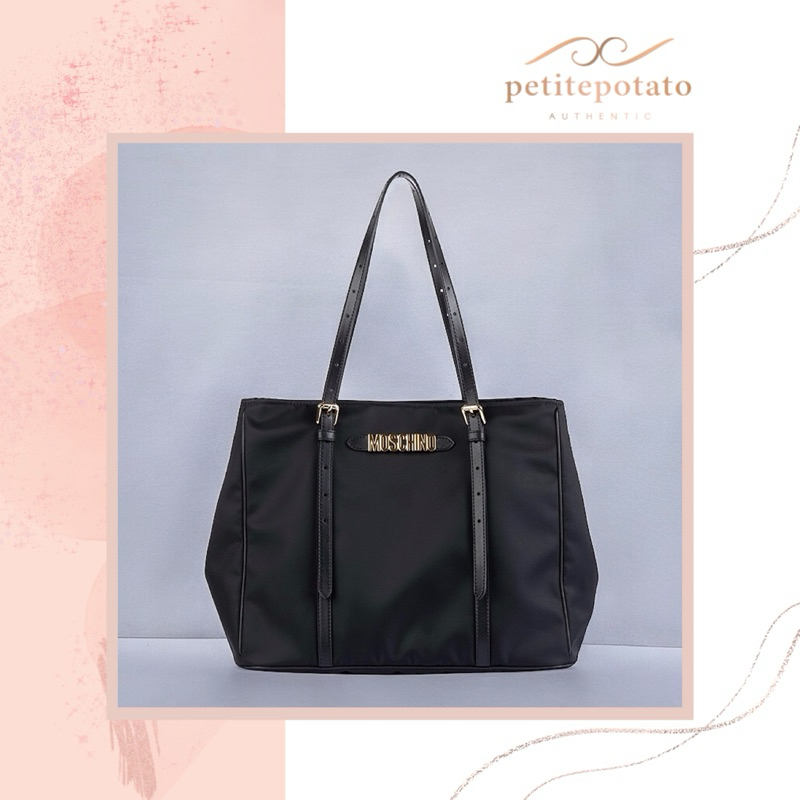 TAS BRANDED WANITA MOSCHINO LOGO PLAQUE NYLON TOTE BAG