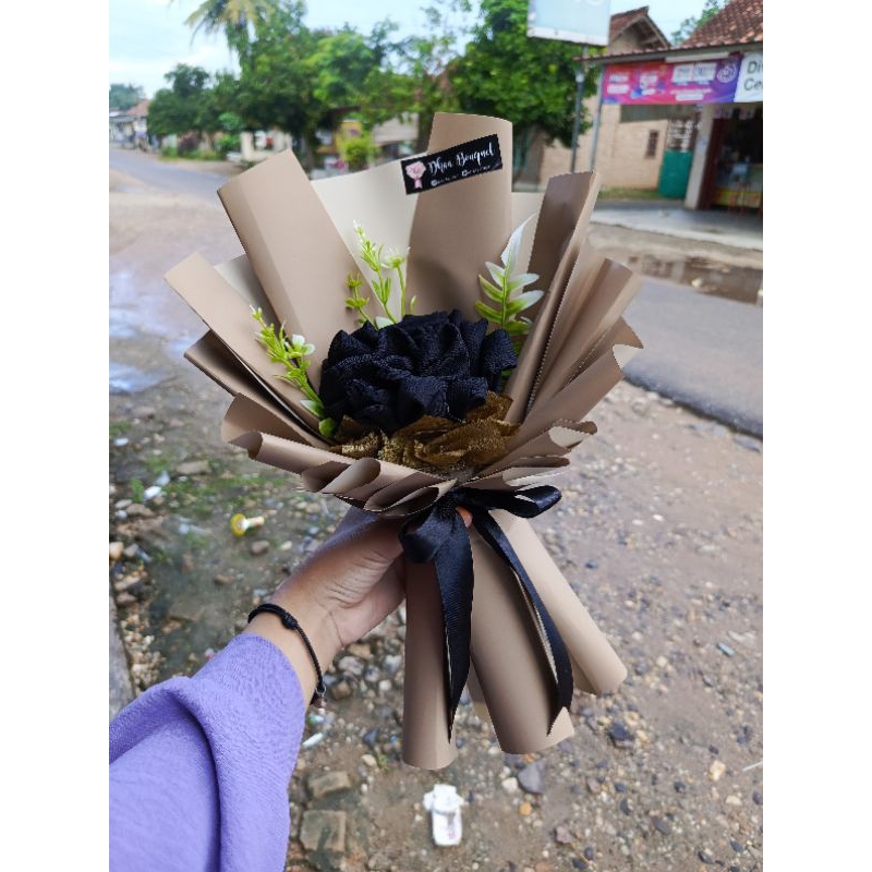 

BUKETJILBABSEGIEMPAT/buketjilbabbellasquere|buketgift