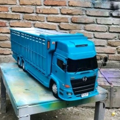 Miniatur truk tronton hino 500 warna biru fariasi lampu leed