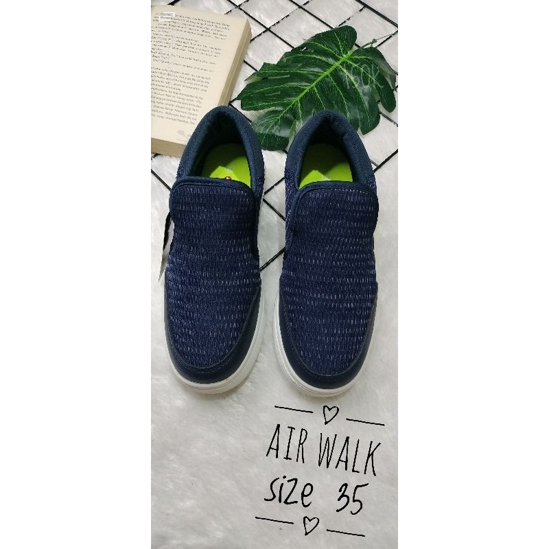 sepatu Airwalk size 35