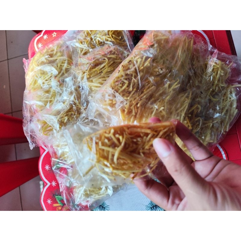 

KERIPIK BETE KHAS MINAHASA MANADO 1pack(10pcs) Harga/3pack (30pcs)
