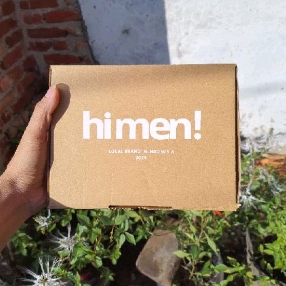 

Hi Men! - Packaging Dus Box T-Shirt