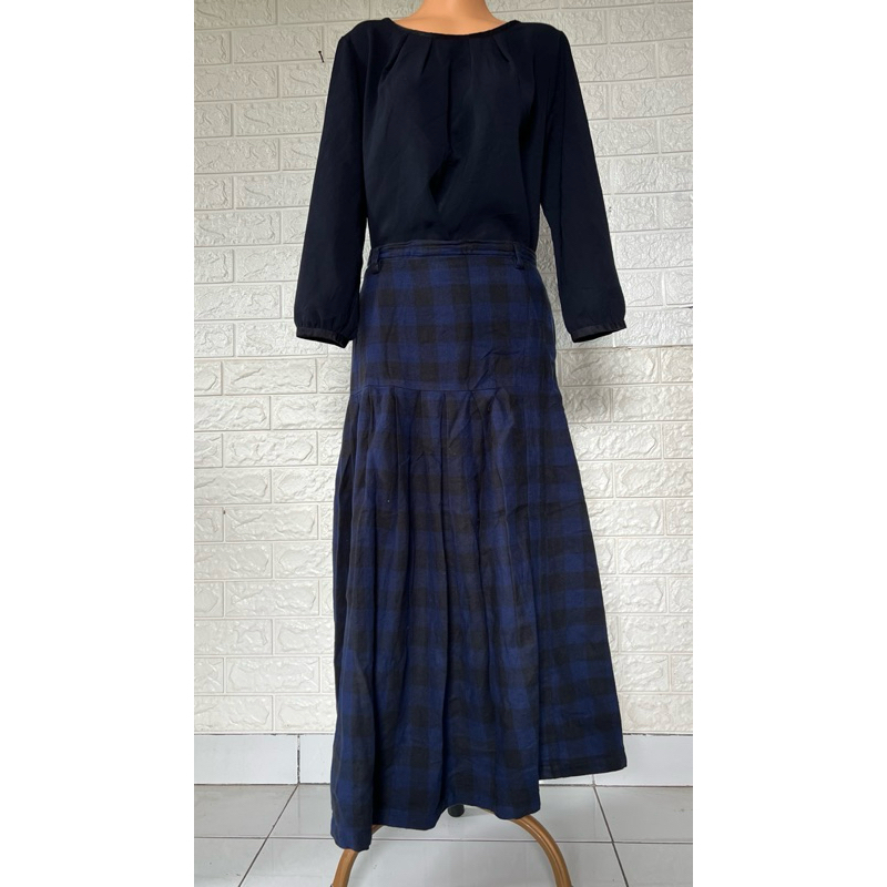 PRELOVED ROK TARTAN COTTON FLAIR XL