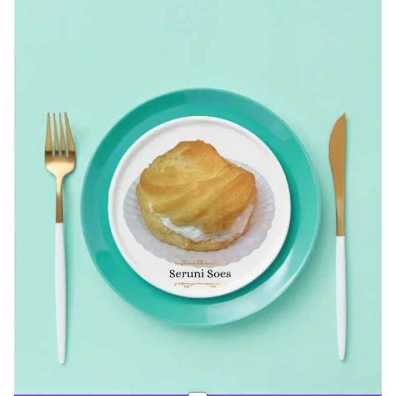 

Kue Sus, Soes Cream Puff (1 dus isi 9pc)