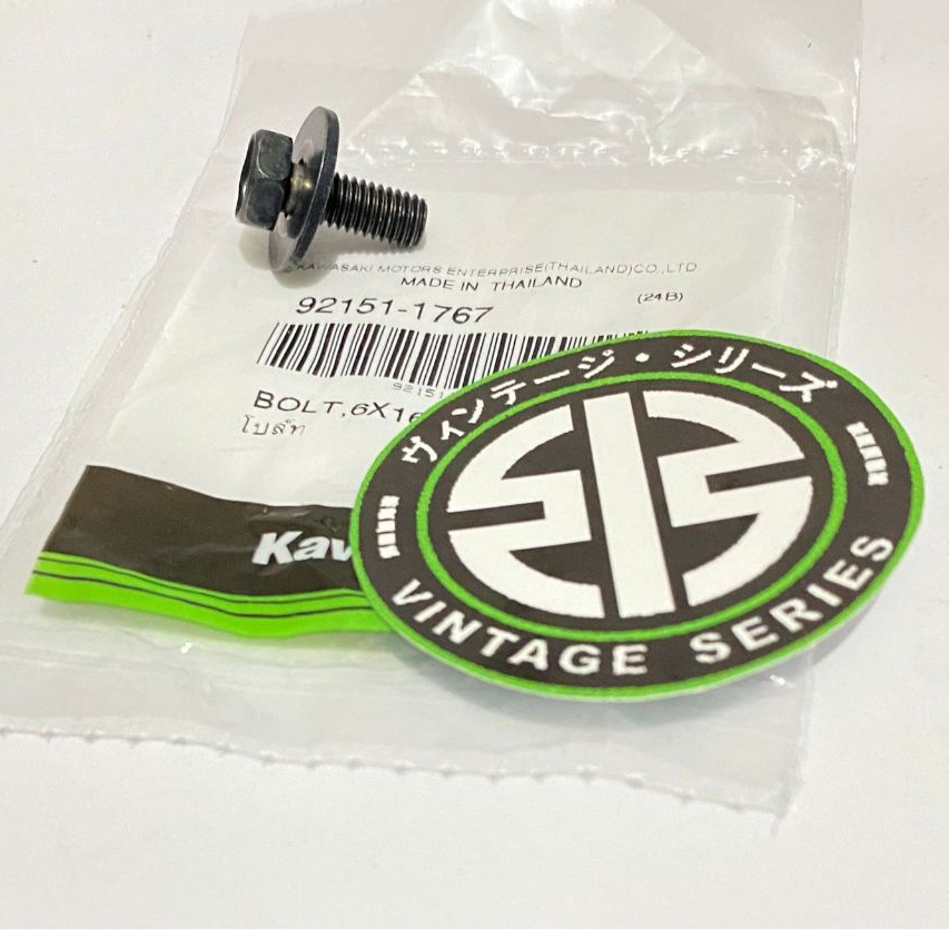 Baut Pengunci Filter Udara Ninja 150 RR R Ss Kawasaki Bolt 6x16 BAUT SPAKBOR BAWAH BELAKANG  Origina